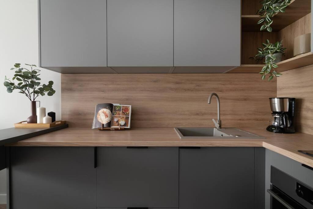Easy Rent Apartments - Wettera II Люблин Экстерьер фото